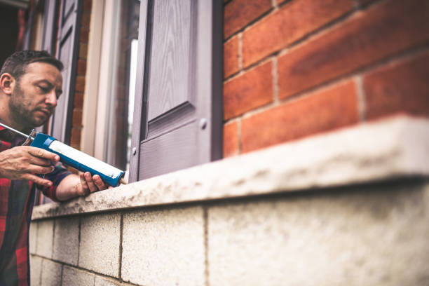 Best Specialized Insulation Services in Comstock Park, MI